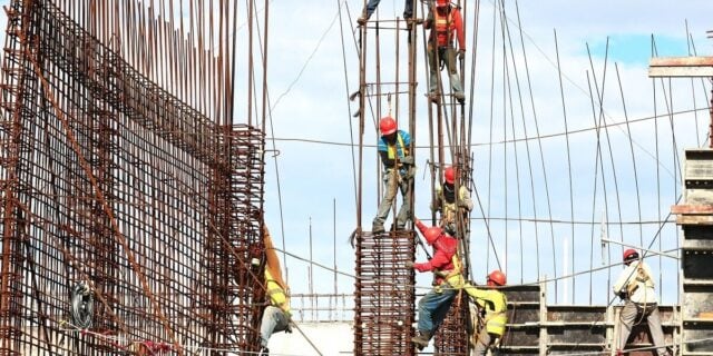 Constructii, muncitor constructii, constructor