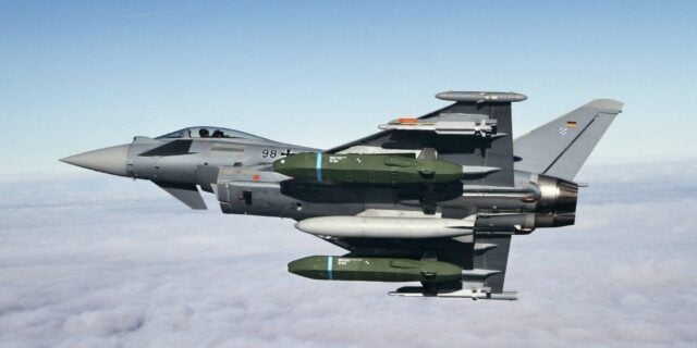 rachete de croaziera taurus, racheta, razboi, atac aerian, avion de lupta vanatoare, razboi ucraina, germane